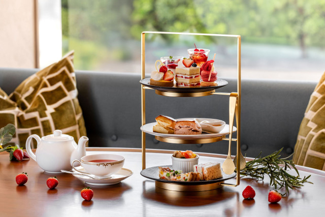 横浜ベイシェラトン ホテル＆タワーズ　「アフタヌーンティーセット～ストロベリー～」